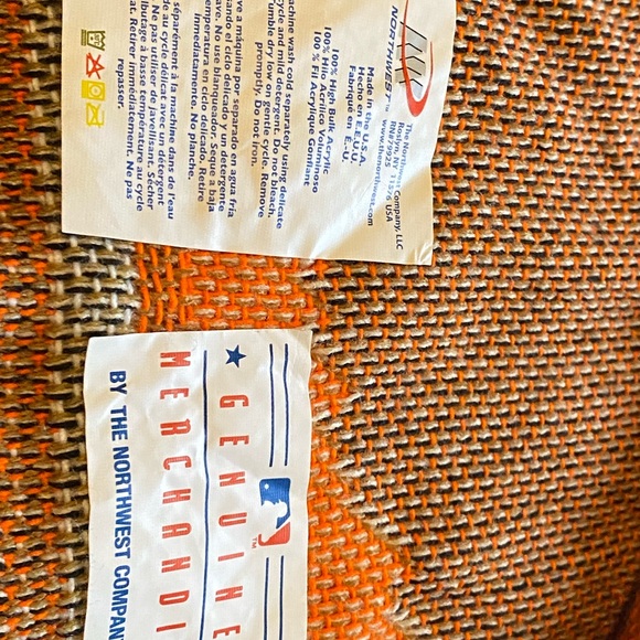 San Francisco Giants Bear Throw Blanket - Orange - Picture 9 of 9